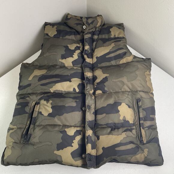 Old Navy Women’s Size Large Puffer Vest Zip Up Snap Camo Polyester Pockets - Picture 1 of 6